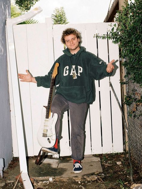 Mac Demarco Aesthetic, Mac Demarco Shirt, Marc Demarco, Mac Demarco, Tumblr Outfits, Big Mac, Old Dogs, Cool Fits, Arctic Monkeys