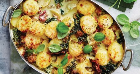 A delicious hearty family dinner that will warm the house, as well as your bellies. Joe Wicks Recipes, Creamy Potato Bake, Best Baked Potato, Baked Gnocchi, Joe Wicks, Potato Bake, Magazine Recipes, Australia Food, Baked Potato Recipes