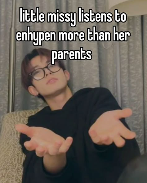 Kpop Captions, Enhypen Funny, Enhypen Meme, Enhypen Core, Quotes Kpop, Lee Evans, Kpop Whispers, Pop Memes, Relatable Post Funny