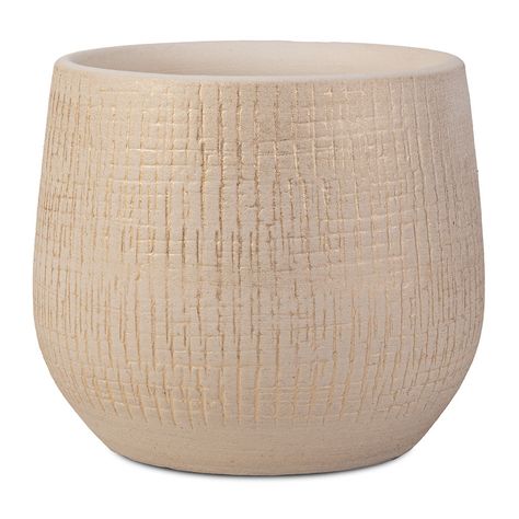 Ryan Plant Pot - Sand Gold    The Ryan plant pot collection adds an understated luxury to contemporary interiors with its handmade, textured matrix of sand and gold threads providing a calming canvas for green displays.  Material: Ceramic.  Usage: Indoor use only. No drainage hole. These plant pots are not guaranteed 100% watertight, therefore the use of a liner is recommended: use a waterproof liner to protect against moisture damage.  Features: Handmade - every one is unique. Slight imperfecti Indoor Palms, Large Indoor Plants, Modern Pot, Pots For Plants, Plant Pot Decoration, Indoor Trees, Tall Planters, Houseplants Indoor, Small Potted Plants