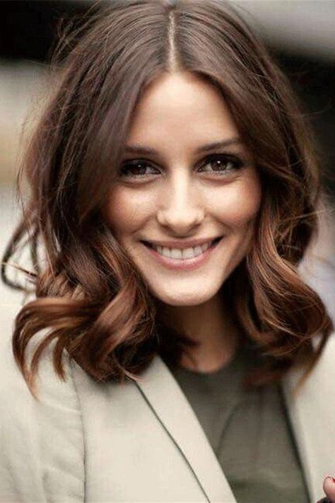 Hair Blow Dry, Hair Color Ideas For Brunettes Short, Shoulder Length Curly Hair, Stylish Short Hair, Short Hair Wigs, Super Hair, Colour Ideas, Trendy Hair Color, Trending Hairstyles