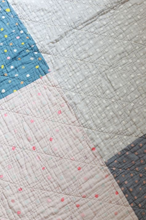 In Color Order: All About Quilting with Double Gauze Fabrics Gauze Quilt Diy, Double Gauze Blanket, Sewing Double Gauze, Double Gauze Quilt, Whole Cloth Quilts Ideas, Quilt Repair, Fast Quilts, Gauze Quilt, Seascape Quilts