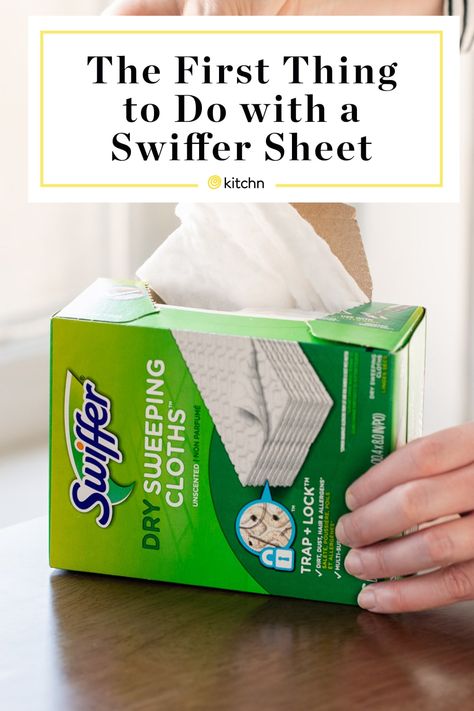 Swiffer Storage Ideas, Swiffer Hacks, Dusting Tips, Swiffer Pads, Organizing Solutions, Dish Rag, Cleaning Walls, Organization Solutions, Box With Lid