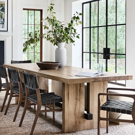 Harvest Dining Table, Table With Chairs, Dining Room Inspo, Trestle Dining Tables, Home Dining Room, Small Kitchens, Williams Sonoma Home, Luxury Dining, Dining Room Inspiration