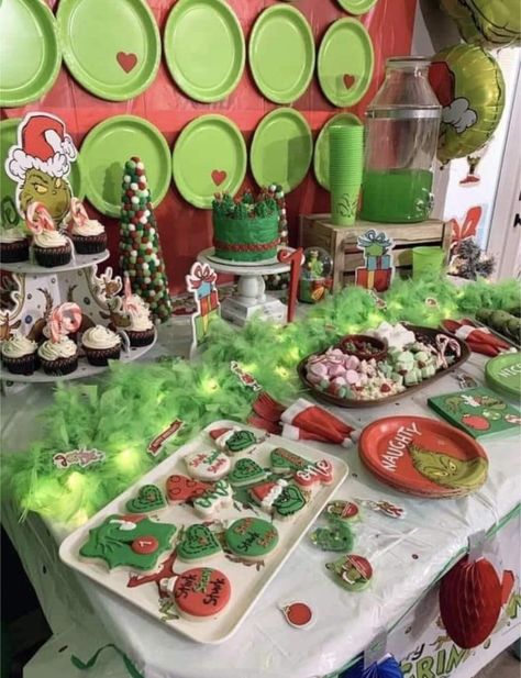 Whobilation Party Food, Grinch Two Year Old Birthday Party, Christmas 3rd Birthday Party, Grinch Birthday Party Decorations Diy, Whoville Party Decorations, Grinch Birthday Party Games, Hes A Mean One Grinch Birthday, Grinch First Birthday Party Boy, Grinch Tablescape