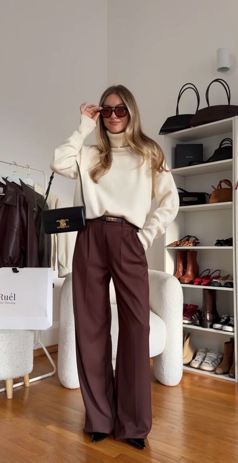 Wide Brown Pants Outfit, Brown Pants Outfit, Grad Outfits, Trendy Date Night Outfit, Date Night Outfit Ideas, Night Outfit Ideas, Stylish Work Attire, Professional Fashion, Pantalon Large