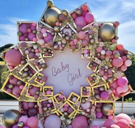 ideas for decorating balloons on a... - Elegantcreator.com Ballons Decoration Ideas, Party Balloons Diy, Balloon Designs, Simple Birthday Decorations, Balloon Display, Balloon Crafts, Baby Shower Girl, Gold Party Decorations, Diy Balloon Decorations