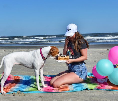 Beach Birthday Decorations, Cake And Balloons, Cake Treats, Tiger Party, Playing In The Sand, Three Dog, Good Vibes Shirt, Beach Birthday Party, Happy 4th Birthday