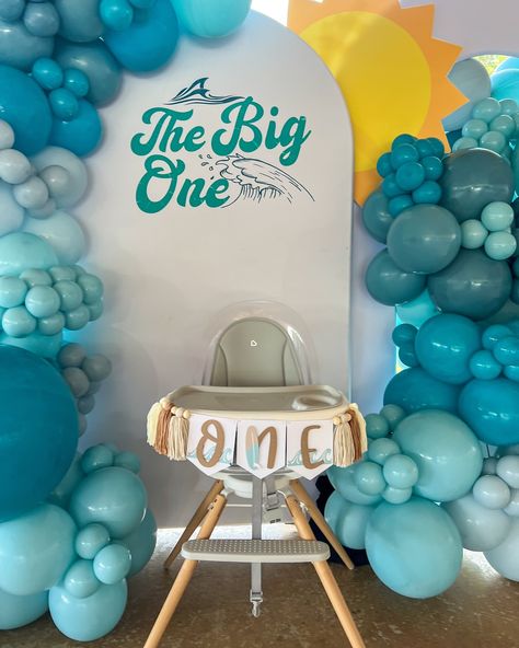 Surf’s Up 🌊🏄‍♂️ #balloon #balloondecor #firstbirthday #birthdayideas #happybirthday #partythemes #balloongarland Birthday Wishes Pics, Birthday Boys, Balloon Garland, Balloon Decorations, Pool Party, First Birthday, Birthday Wishes, Party Themes, Balloons