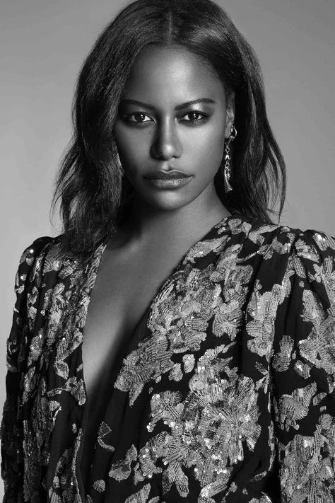 Taylour Paige Taylour Paige, Eddie Huang, Ballet Academy, Black Actors, Frontal Hairstyles, Lenny Kravitz, How Old, Black Bottoms, Black Is Beautiful