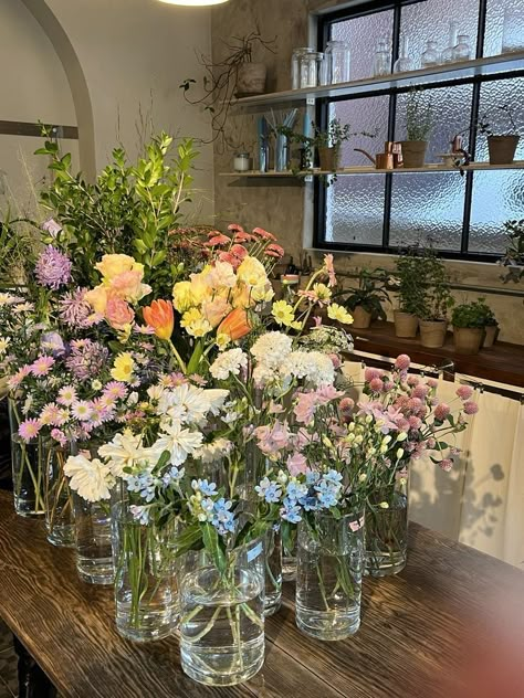 Not my picture #spring #flowers #aesthetic Floral Arrangements Aesthetic, Spring Flowers Aesthetic, Boquette Flowers, Nothing But Flowers, Flowers Aesthetic, Flower Therapy, Flowers For You, Beautiful Bouquet Of Flowers, Aesthetic Cute