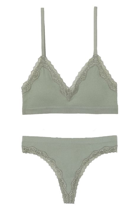 H&M lingerie set £19.98 H&m Lingerie, White Lace Bra, Lingerie Brands, Silk Lingerie, Lace Body, Lace Set, Best Lingerie, Lace Lingerie Set, Lingerie Dress