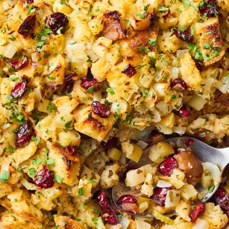 Cranberry Stuffing Cornbread Stuffing With Cranberries, Stuffing Recipe With Cranberries, Cornbread Cranberry Stuffing, Cranberry Almond Stuffing, Stuffing Recipes With Cranberries, Cranberry Stuffing Recipes Thanksgiving, Cranberry Stuffing Recipes, Healthy Stuffing Recipes, Cranberry Cornbread Stuffing