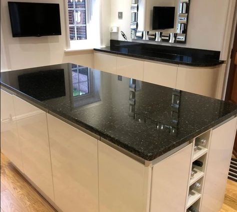 Alternative Countertops, Absolute Black Granite Countertops, Black Granite Kitchen Countertops, Black Granite Kitchen, Galaxy Granite, Black Pics, Black Countertop, Kitchen Slab, Countertop Backsplash