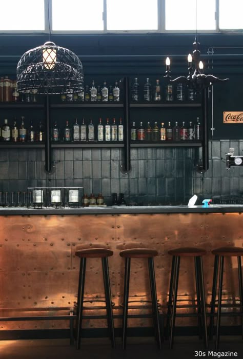 Speakeasy Restaurant Design, Modern Industrial Bar Design, Small Commercial Bar Design, Spanish Bar Interior Design, Copper Bar Design, Black And Copper Bar, Bar Cladding Ideas, Bar Reception Design, Copper Restaurant Design