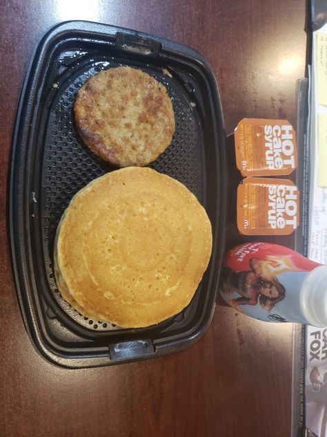 Hotcakes and sausage at McDonald's hits the spot Mcdonald's Pancakes, Mcdonalds Hotcakes, Mcdonalds Pancakes, Syrup Cake, Mcdonalds Breakfast, Hot Cakes, Big Breakfast, Breakfast Pancakes, Food Inspo