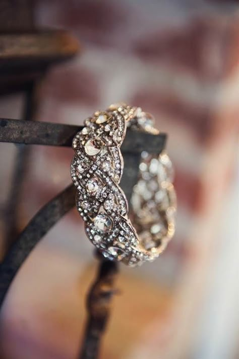 spectacular vintage diamonds wedding engagement rings Cushion Cut Wedding Rings, Simple Wedding Rings, Engagement Rings Halo, Best Wedding Rings, Engagement Rings Ideas, Perfect Wedding Ring, Vintage Wedding Rings, Wedding Rings Diamond, Stunning Engagement Rings