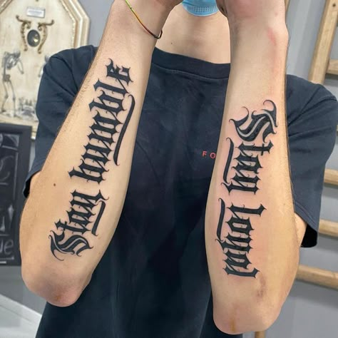 Gothic Tattoo Lettering, Graffiti Lettering Tattoo, Gothic Style Tattoos, Graffiti Tattoo Design, Gothic Lettering Tattoo, Gothic Font Tattoo, Lettering Cholo, Font Tattoo Design, Stay Humble Tattoo