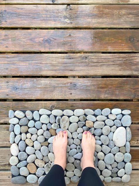 Rock Display Ideas Diy, Diy Rock Garden, Pebble Landscaping, Bath Mat Diy, Sauna Kits, Diy Towel Rack, Sauna Kit, Smooth Rock, Painting Ceiling Fans