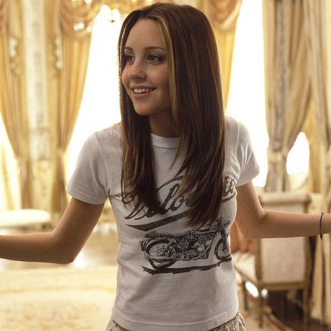 Amanda Bynes GIFs Amanda Bynes 2000s, Wanted Movie, She's The Man, What I Like About You, Gossip Girls, What A Girl Wants, Gossip Girl Fashion, Amanda Bynes, Taylor Momsen