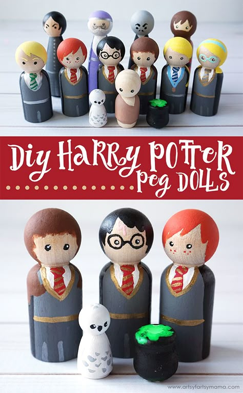 Create your own Harry Potter character peg dolls to play with, collect, or give as gifts! #harrypotter #pegdolls #diy #craft #paint Painted Peg Dolls, Harry Potter Diy Crafts, Fanfiction Recommendations, Harry Potter Dolls, Paint Christmas, Harry Potter Character, Paint Decor, Cumpleaños Harry Potter, Diy Harry Potter