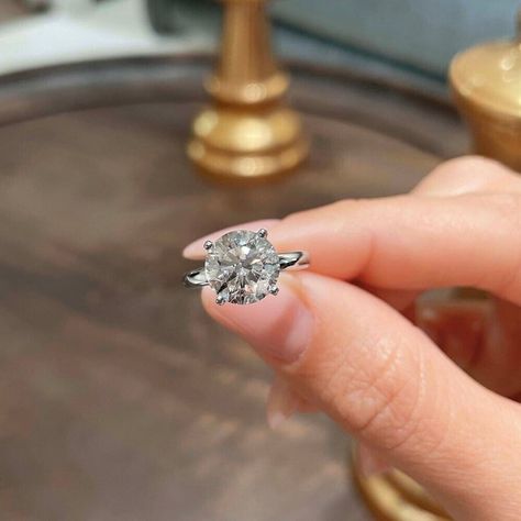 Delicate Gold Ring, Prong Engagement Rings, Solitaire Ring Set, Real Diamond Rings, Wedding Rings Round, Gold Solitaire Ring, Cvd Diamond, Round Cut Engagement Rings, Natural Diamond Ring