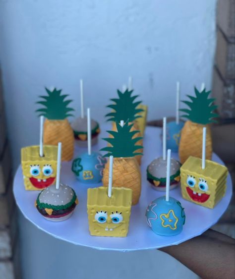 Spongebob Cake Pop Ideas, Spongebob Birthday Desserts, Sponge Bob Cake Pops, Spongebob Desserts Ideas, Spongebob Birthday Treats, Spongebob Treats Diy, Spongebob Party Treats, Spongebob Treat Table, Spongebob Rice Crispy Treats