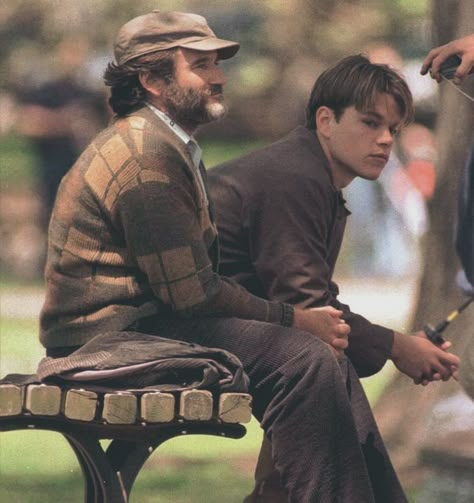 Matt Damon and Robin Williams on set of good will hunting Best Inspirational Movies, Jackie Gleason, Good Will Hunting, Favourite Movie, Historical Movies, Inspirational Movies, Tony Curtis, Movie Shots, Matt Damon