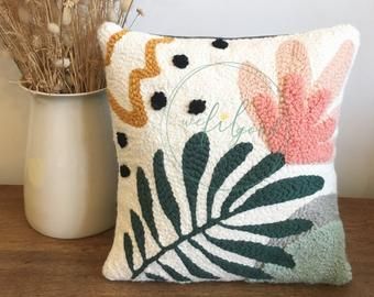 Punch Needle Pillow, Needle Cushion, Punch Needle Patterns, Abstract Pillows, Punch Needle Embroidery, Needle Punch, Punch Art, Needle Art, Punch Needle