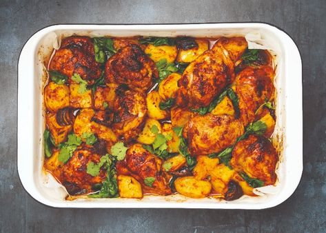 Chicken Traybake Recipes, Curry Traybake, Chicken Tray Bake Recipes, Chicken Breast Curry, Chicken Traybake, Butterflied Chicken, Chicken Tray Bake, Red Curry Sauce, Almond Chicken