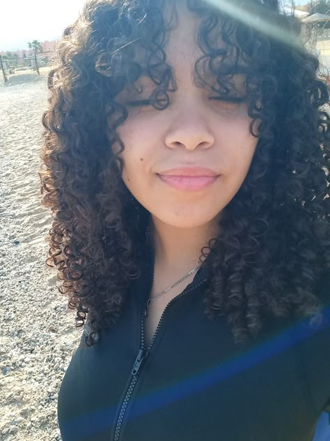 3b Curls With Bangs, 3b Hair Bangs, 3b Curly Bangs, 3c Hair Aesthetic, Short Curly Hair 3b 3c Hairstyles, Mixed Girl With Curly Hair, White Girl Curly Hair, Curly Hair Cuts 3c, 3c Haircut