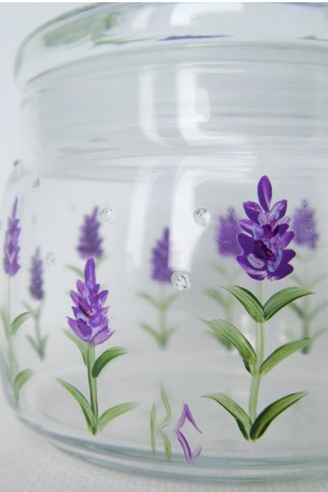 Purple lavender, delicate greens, dew drops. Painting A Glass Jar, Colouring Glass Jars, Jar Painting Ideas Cute Easy Flower, Cute Jar Designs, Glass Jar Art Painting, Jars Painting Ideas, Painting Candle Jars, Acrylic Painting On Glass Jars, Candle Jar Painting Ideas