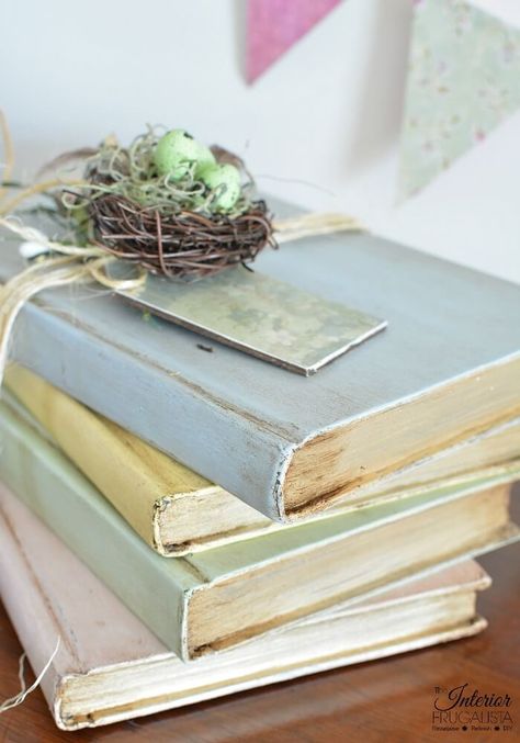 DIY Painted Decorative Books Aged Spring Vignettes, Farmhouse Thrift Store Makeovers, Coffee Table Vignettes, Floral Scrapbook Paper, Vintage Cupcake, Old Book Crafts, Farmhouse Books, Cottage Market, Decorative Books