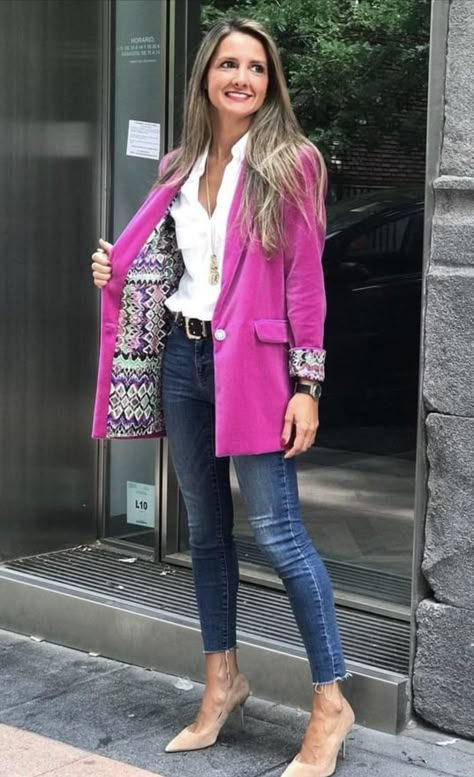 Blazer Rosa, Outfit Blazer, Mode Kimono, Elegante Casual, Pink Blazer, Blazer Outfits, Inspiration Mode, Outfit Casual, Look Chic