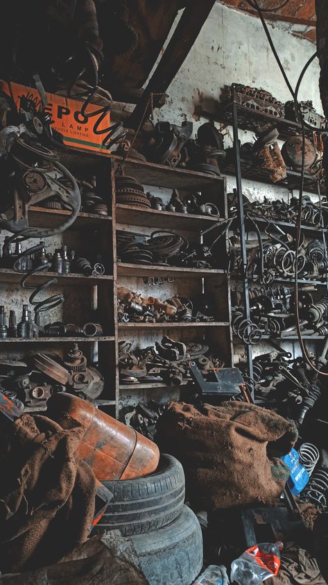 Mechanic Tools Aesthetic, Cars Mechanic Aesthetic, Motor Shop Aesthetic, Female Auto Mechanic Aesthetic, Mechanic Woman Aesthetic, Car Workshop Aesthetic, Garage Mechanic Workshop, Repairman Aesthetic, Cars Garage Aesthetic