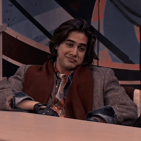 Avan Jogia Victorious, Evan Jogia, Jade And Beck, Beck Oliver, Avan Jogia, Childhood Tv Shows, Nickelodeon Shows, Arte Van Gogh, Most Beautiful People