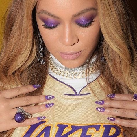 Beyonce Nails, Gigi Nails, Kobe And Gigi, Famous People Celebrities, Beyonce Fans, Kobe & Gigi, Beyonce Knowles Carter, Famous Musicians, Queen Bey