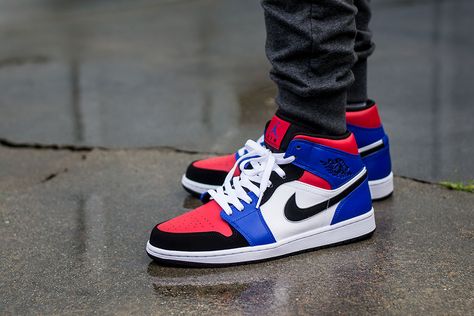 Air Jordan 1 Mid Top 3 On Feet Sneaker Review Jordan Mid 1 Outfit, Jordans Sneakers Outfit, Jordan Mid, Urban Shoes, Air Jordan 1s, Jordan Yeezy, Sneakers Jordans, Jordans Girls, Shoes Sneakers Jordans