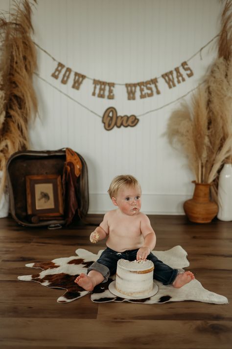 photo by Kalli McCollough Photography Western One Year Photos, First Birthday Cowboy Photoshoot, One Year Old Western Photoshoot, Western 1 Year Photos, Cowboy First Birthday Party, One Year Old Cowboy Photoshoot, Smash Cake First Birthday, Cowboy First Birthday, 1st Birthday Pictures