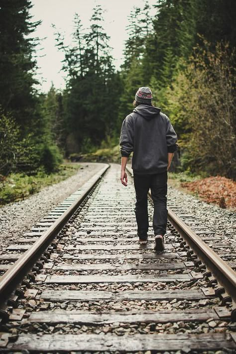 Train Track Photoshoot Men, Railway Tracks Photography Poses, Train Track Poses, Railroad Photoshoot, Walking Pictures, Train Tracks Photography, Brother Photos, Jungle Photography, Runaway Train