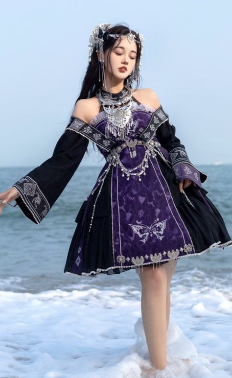 New Release: 【-Century Chant-】 #QiLolita Top Wear and Jumper Dress Set 

◆ Shopping Link >>> https://lolitawardrobe.com/century-chant-qi-lolita-top-wear-and-jumper-dress-set_p7908.html Chinese Clothing Modern, Hmong Fashion, Purple Jumpers, Hmong Clothes, Thai Clothes, Jumper Skirt, Thai Dress, Chinese Clothing, Modern Dress