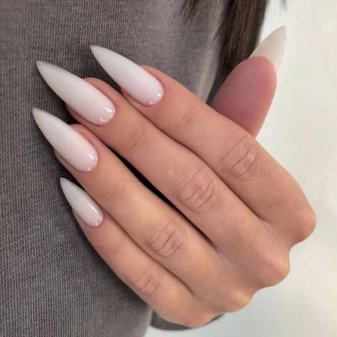 Elegant Manicure, Sharp Nails, Gel Acrylic Nails, Nagel Tips, Nail Type, Fake Nails With Glue, Almond Nail, Nail Forms, Nail Length