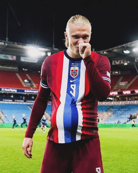 Erling Haaland is ALREADY Norway's top scorer of all-time at just 24-years-old 🤯🇳🇴🤖 #haaland #norway #ManchesterCity #PremierLeague Becoming A Father, 24 Years Old, Manchester City, Premier League, Norway, Year Old, All About Time, How To Become, Football