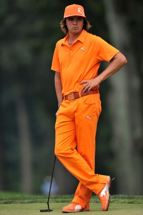 Is golf a game of skill or luck-- or both? The world of golf has its own rituals and superstitions, even the professionals believe. Famous Golfers, Cobra Golf, Rickie Fowler, Pro Golfers, Orange Outfit, Golf Attire, Golf Player, Golf Tournament, Golf Fashion