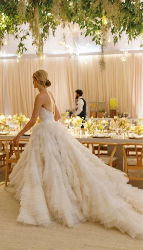 Layer Tulle Wedding Dress, Vera Wang Tulle Wedding Dress, Layered Tulle Wedding Dress Ballgown, Big Ruffle Wedding Dress, Tulle Ballgown Wedding, Ball Gown Tulle Wedding Dress, Textured Ball Gown Wedding Dress, Tired Tulle Wedding Dress, Layered Organza Wedding Dress