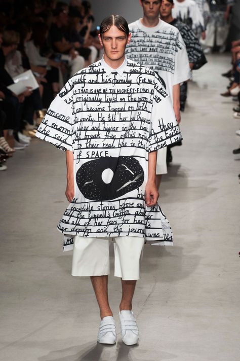 Juun J. Typography Clothes, Poetry Fashion, Juun J, Fashion Typography, Sharp Dressed Man, Textiles Fashion, Spring Summer 2015, Summer 2015, Fashion Labels