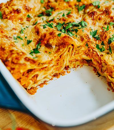 Black Bean Lasagna, Bean Lasagna, Plant Based Proteins, Meatless Dinners, Traditional Lasagna, Meatless Dinner, Green Lentils, Fresh Oregano, Diced Tomatoes