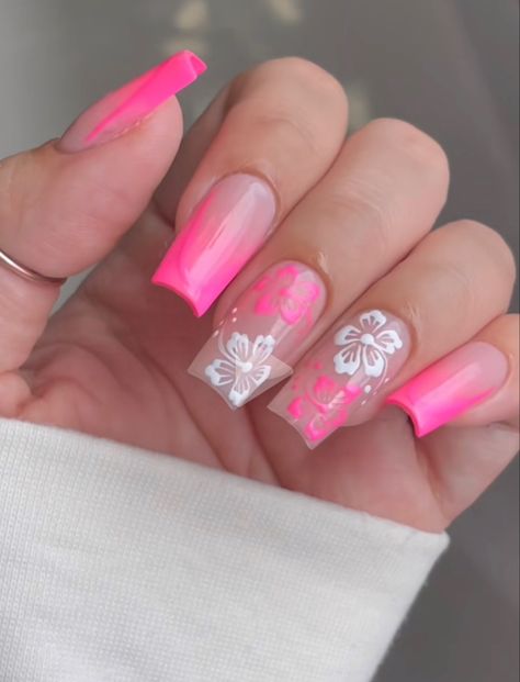 Cute Nails For Tropical Vacation, Hawaii Themed Acrylic Nails, Cute Girly Nails Acrylic Almond, Coffin Tropical Nails, Vacation Nail Inspo Coffin, Glitter Flower Nail Art, Tropical Nails Acrylic Short, Acrylic Nails For Spring Break, Nails For Hawaii Vacation Acrylic