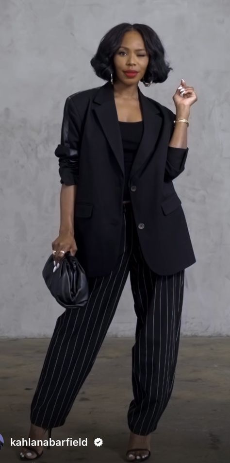 Marketing Director Outfit, Grunge Work Outfit, Fall Outfits For Black Women, Semi Formal Mujer, Trip Fits, Winter Outfits Ideas, Work Trip, Trending Ideas, Ootd Fall