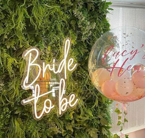 💟 Welcome to Neon Doctor Shop! Neon sign : Bride to be Description: This wonderful "Bride to be" neon sign is the perfect sign at your wedding or bridal party event. Our signs are made to the highest standard whilst also being the most affordable in the industry. 【Size option】 : 20x14n (50x35cm) 24x17in (60x42cm) 28x19in (70x49cm) 31x22in (80x56cm) 35x25in (90x63cm) 39x28in (100x70cm) (Custom size accepted) 【Color options】 : cool white, warm white, hot pink, soft pink, red, ice blue, blue, yell Neon Light On Grass Wall, Bridal Shower Neon Sign, Bride To Be Neon Sign, Grass Wall Decor, Wedding Bars, Backdrops Wedding, Signs Business, Bridal Backdrops, Led Party